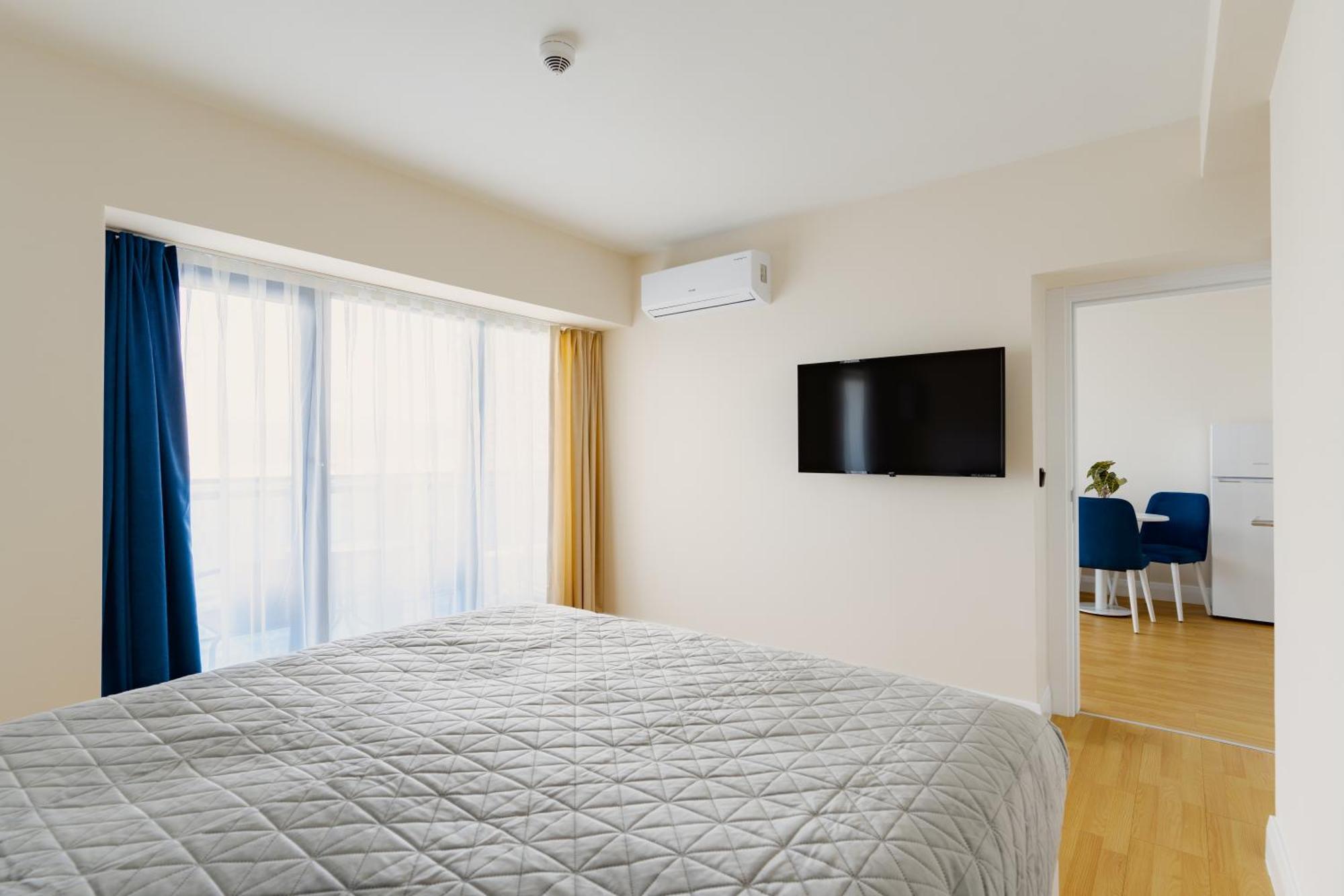 Gc Apartments Batoemi Buitenkant foto